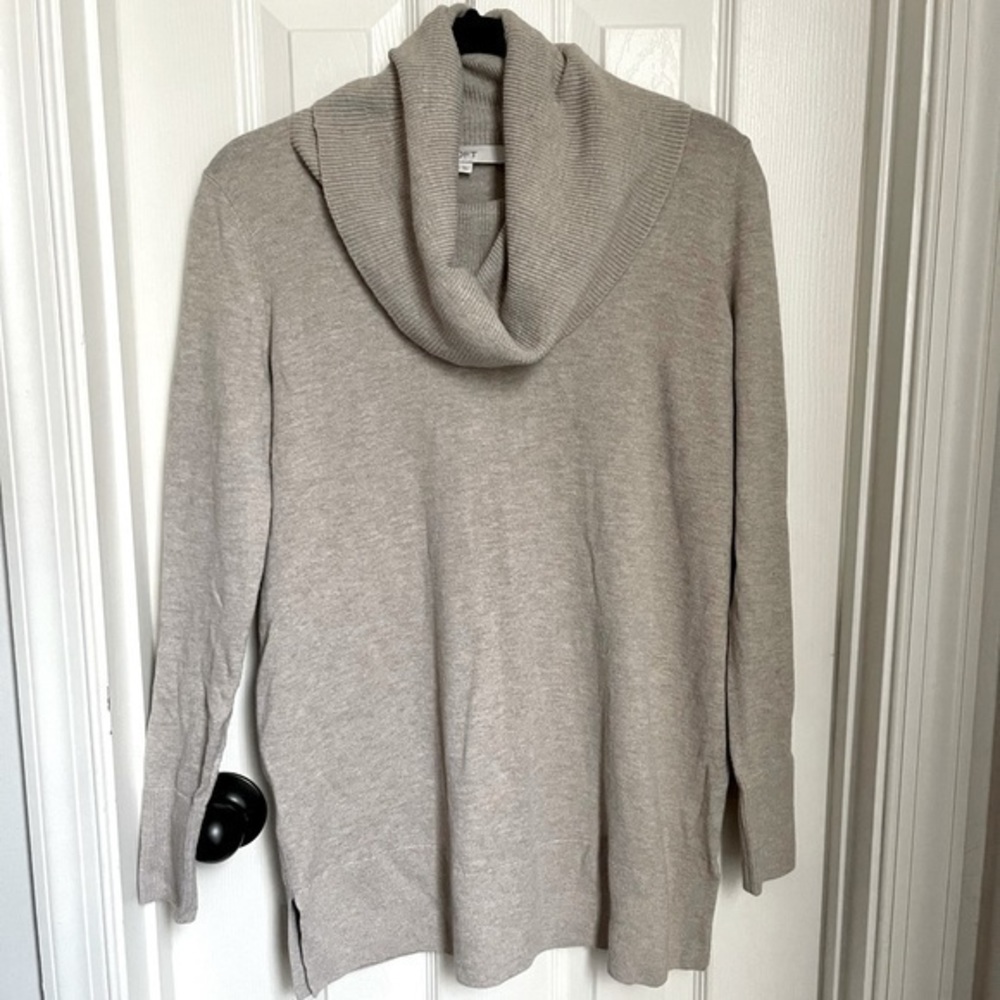 🎉Maternity B1G1 FREE 🎉  LOFT Women’s Maternity Sweater